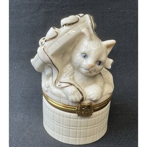 Lenox Treasures The Inquistive Kitten Trinket Box W/ Charm & COA MINT Condition